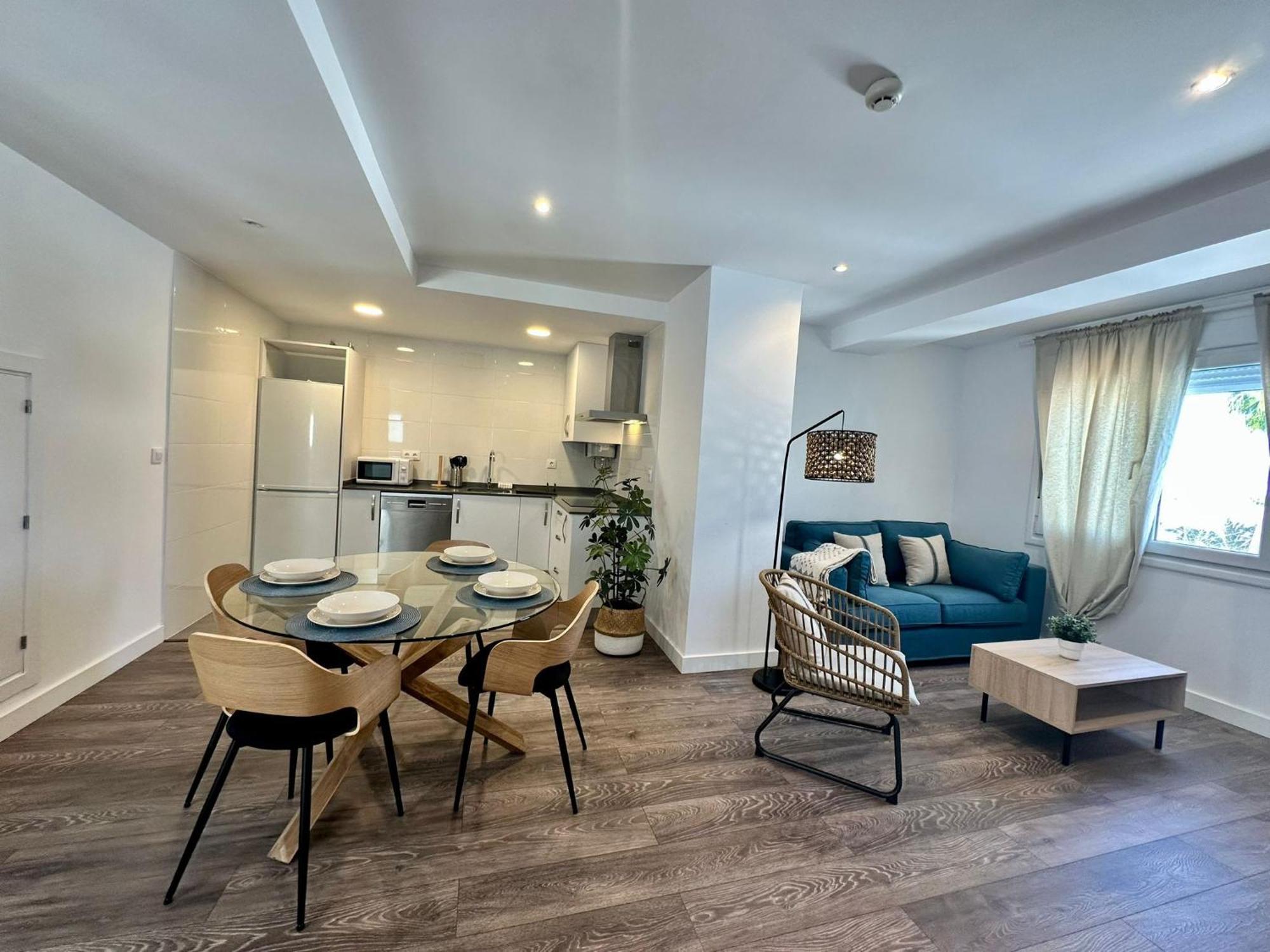 Apartamentos La Muralla Grupo Ac Gestion Кадис Екстериор снимка