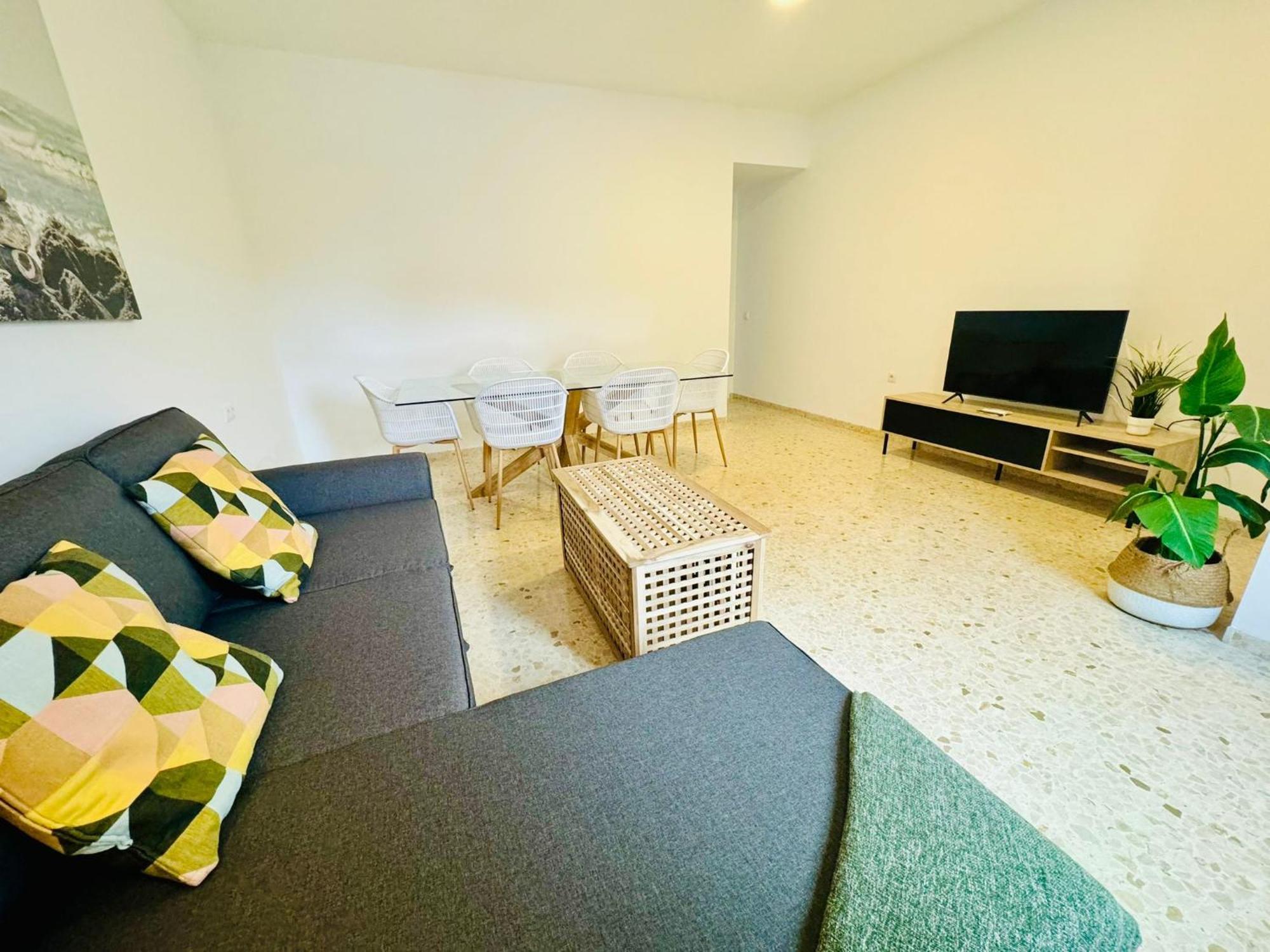 Apartamentos La Muralla Grupo Ac Gestion Кадис Екстериор снимка