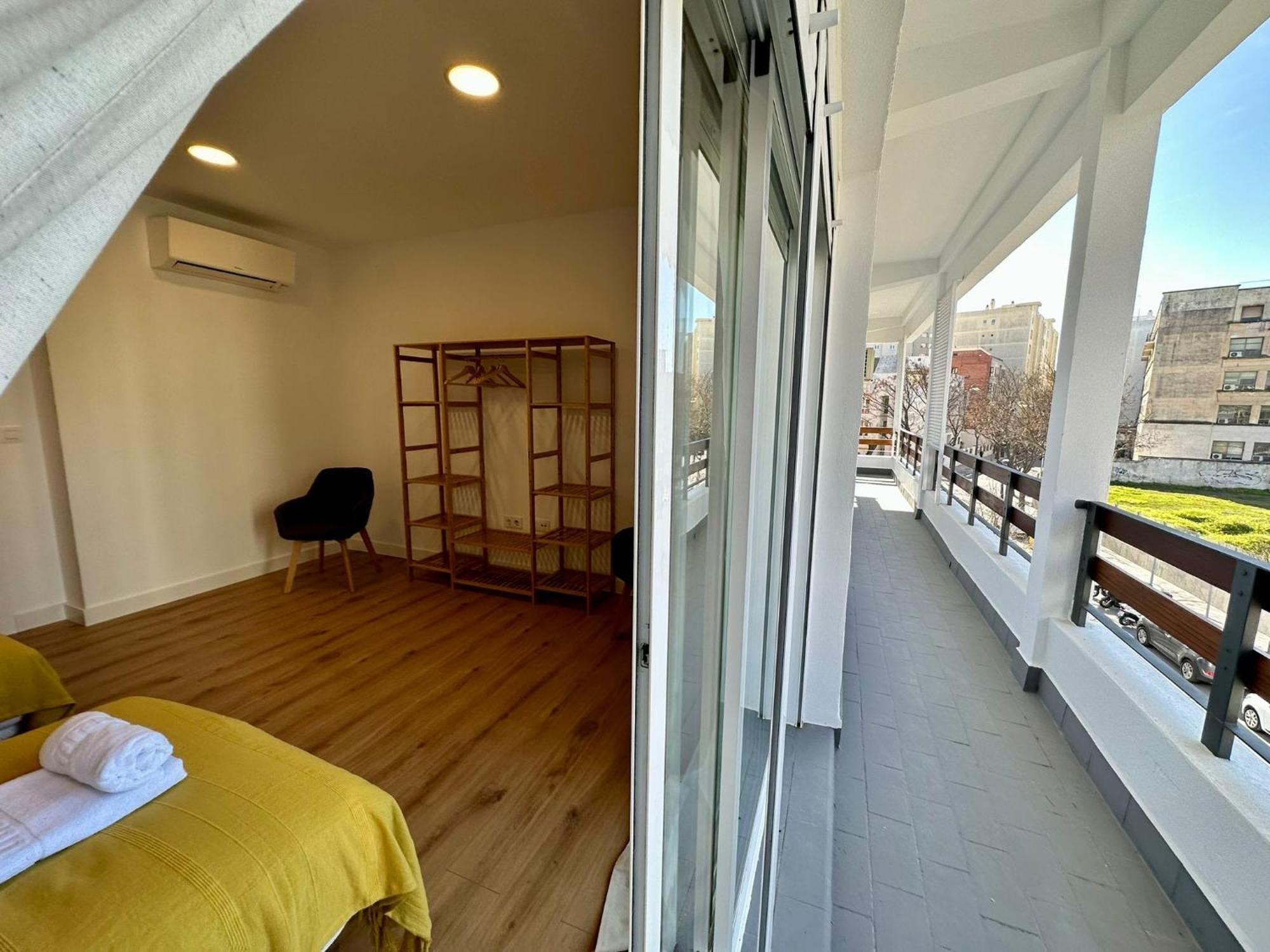 Apartamentos La Muralla Grupo Ac Gestion Кадис Екстериор снимка