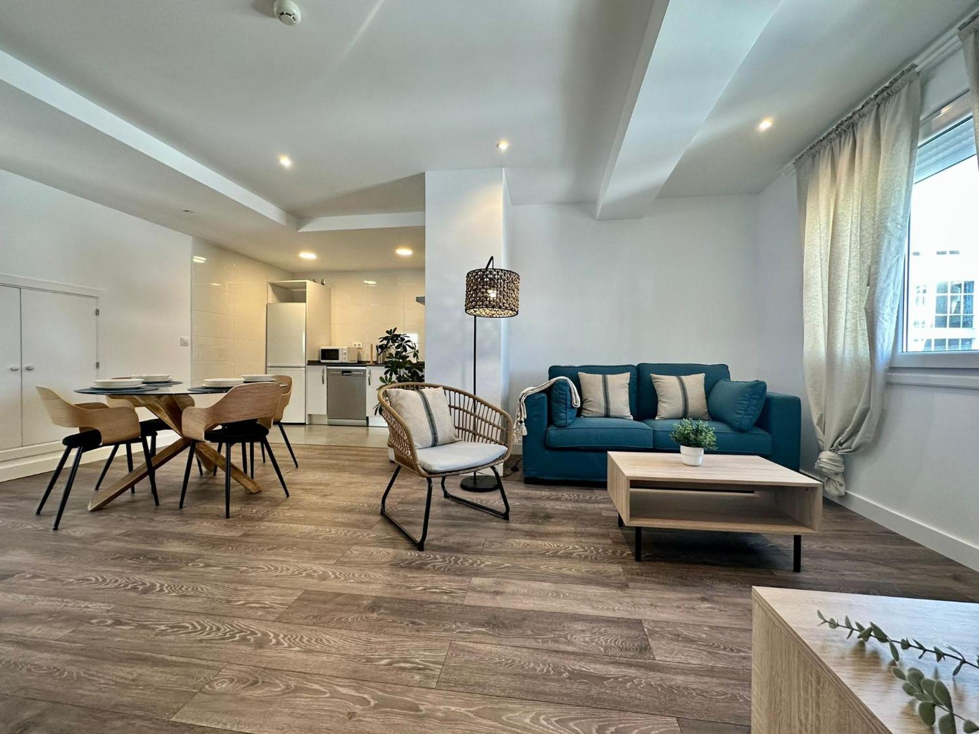 Apartamentos La Muralla Grupo Ac Gestion Кадис Екстериор снимка
