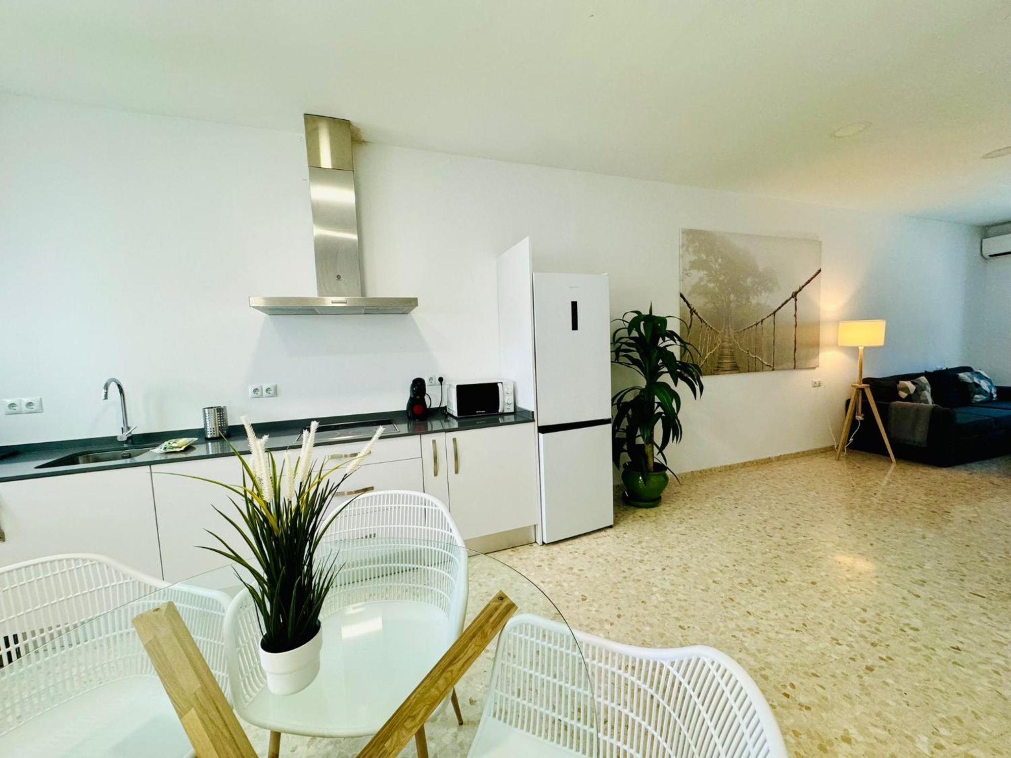 Apartamentos La Muralla Grupo Ac Gestion Кадис Екстериор снимка